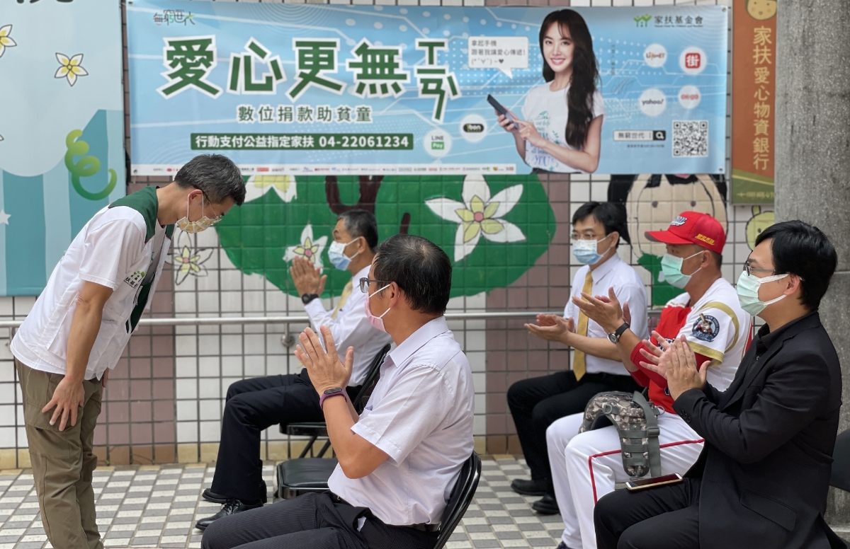 禾聯家電攜手新北禾聯棒球隊，中秋送暖大同育幼院-3.JPG