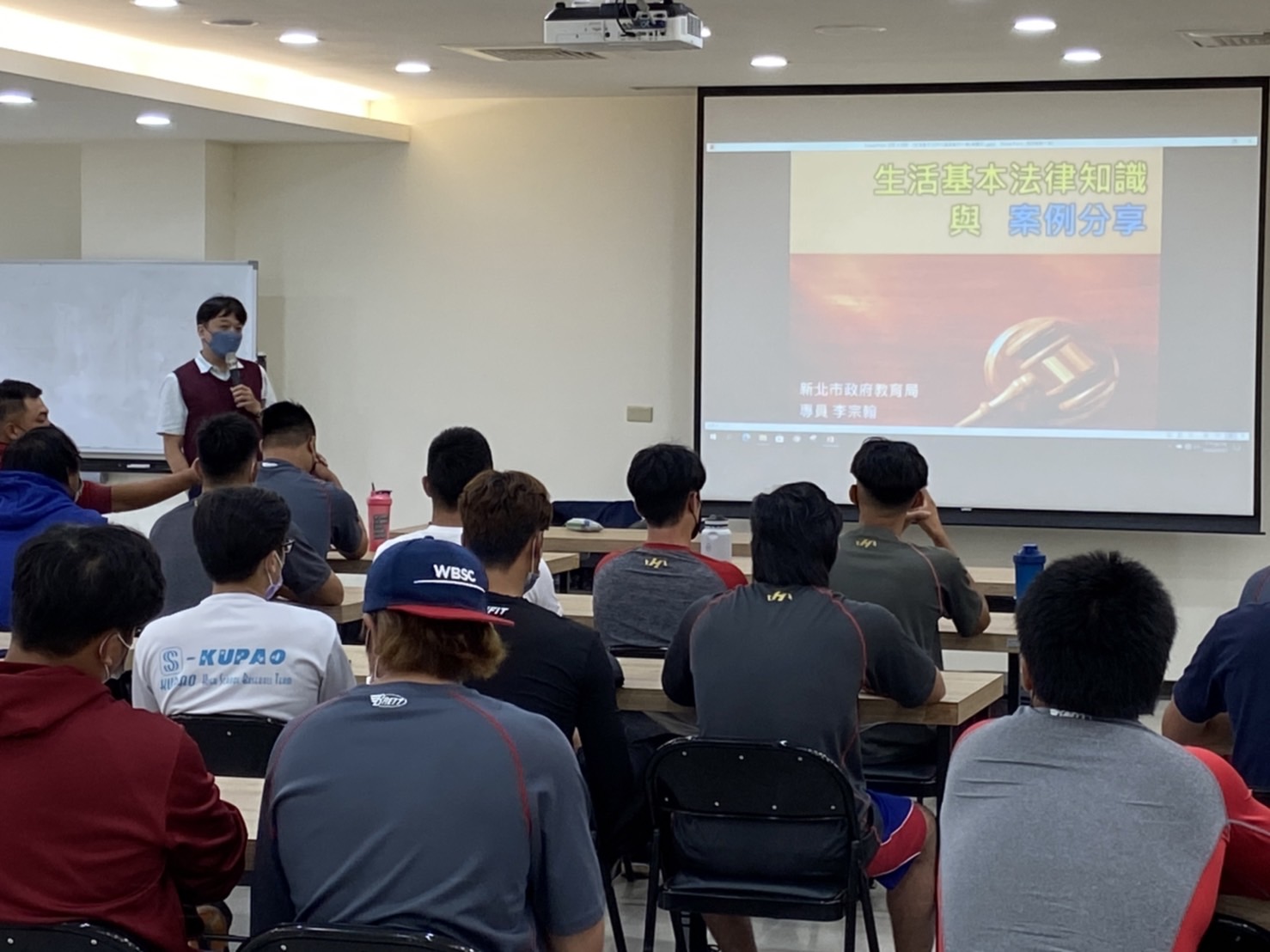 1111017 棒球隊法治教育-1.jpg