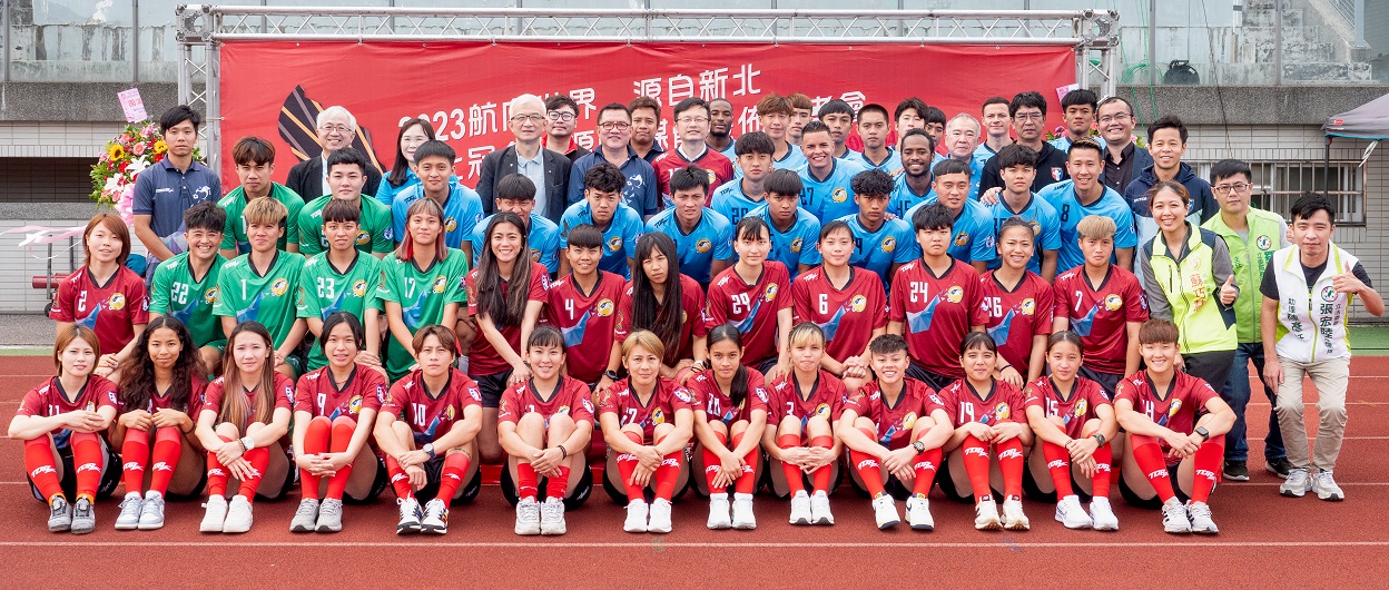 大合照.jpg