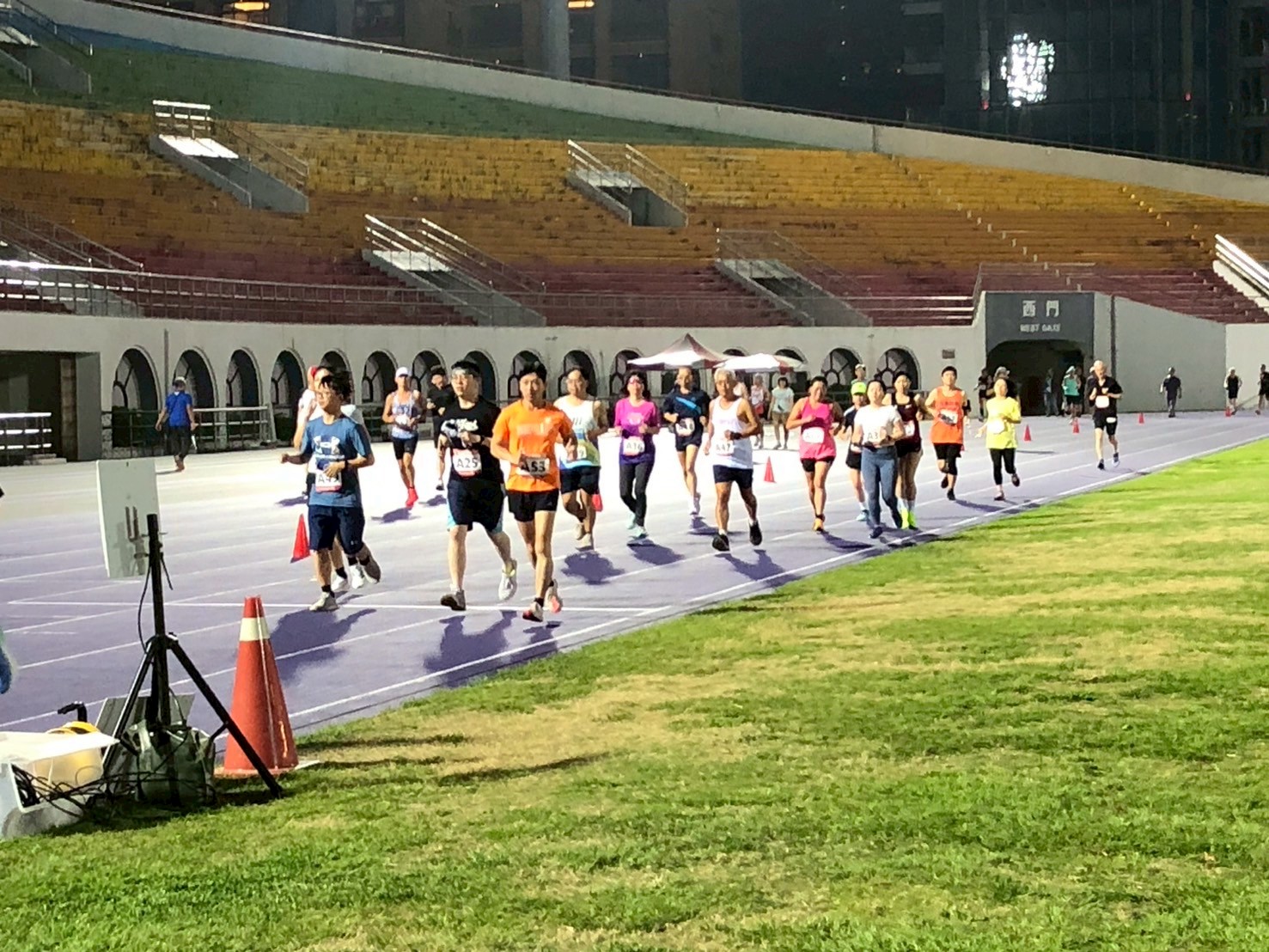 最強市民飆5K 訪視-板一田徑場_250418_8.jpg