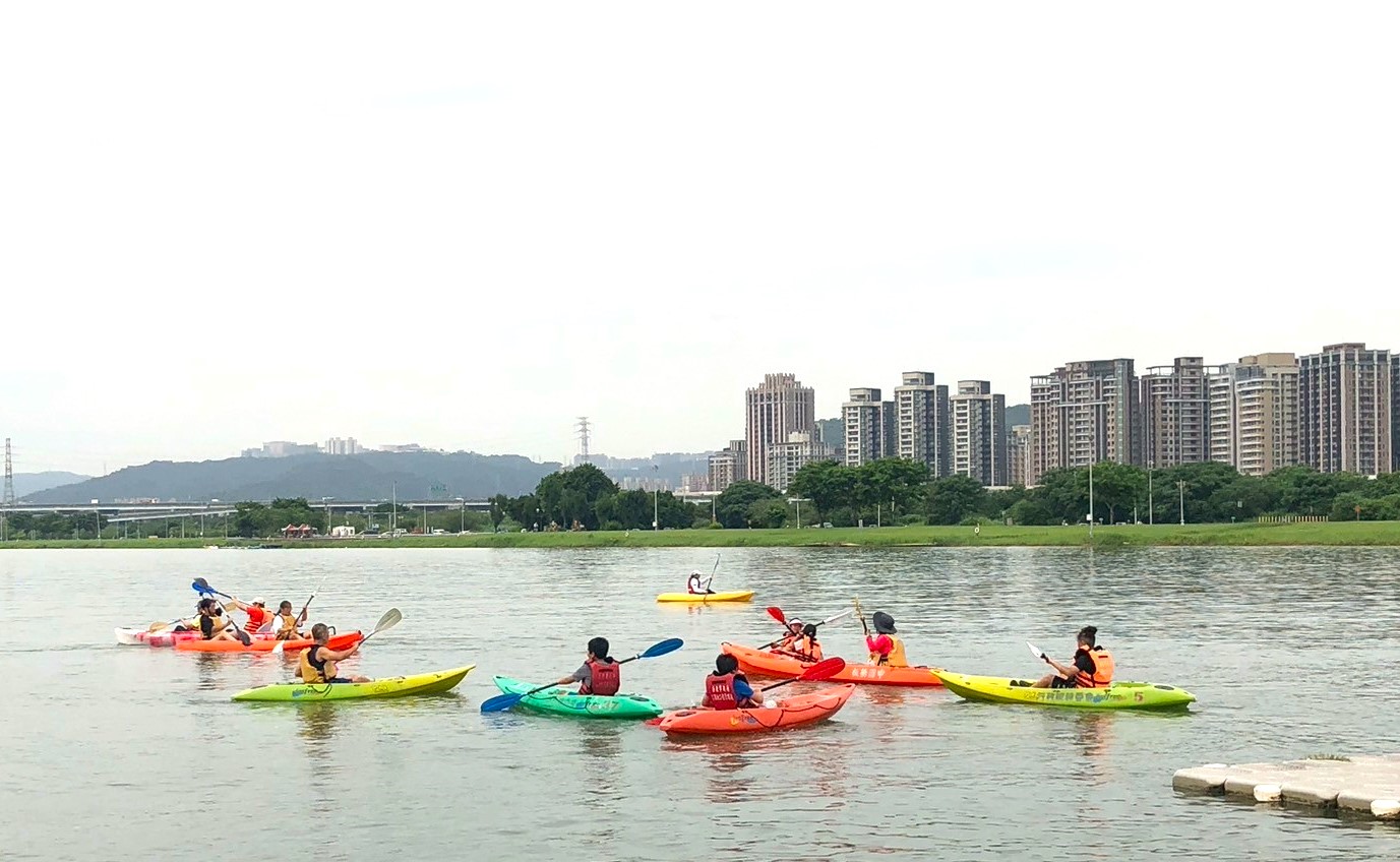 1140712-新北市水域活動體驗營(衝浪、SUP、獨木舟、聽障獨木舟、雙溪河畔獨木舟暨水域安全宣導)