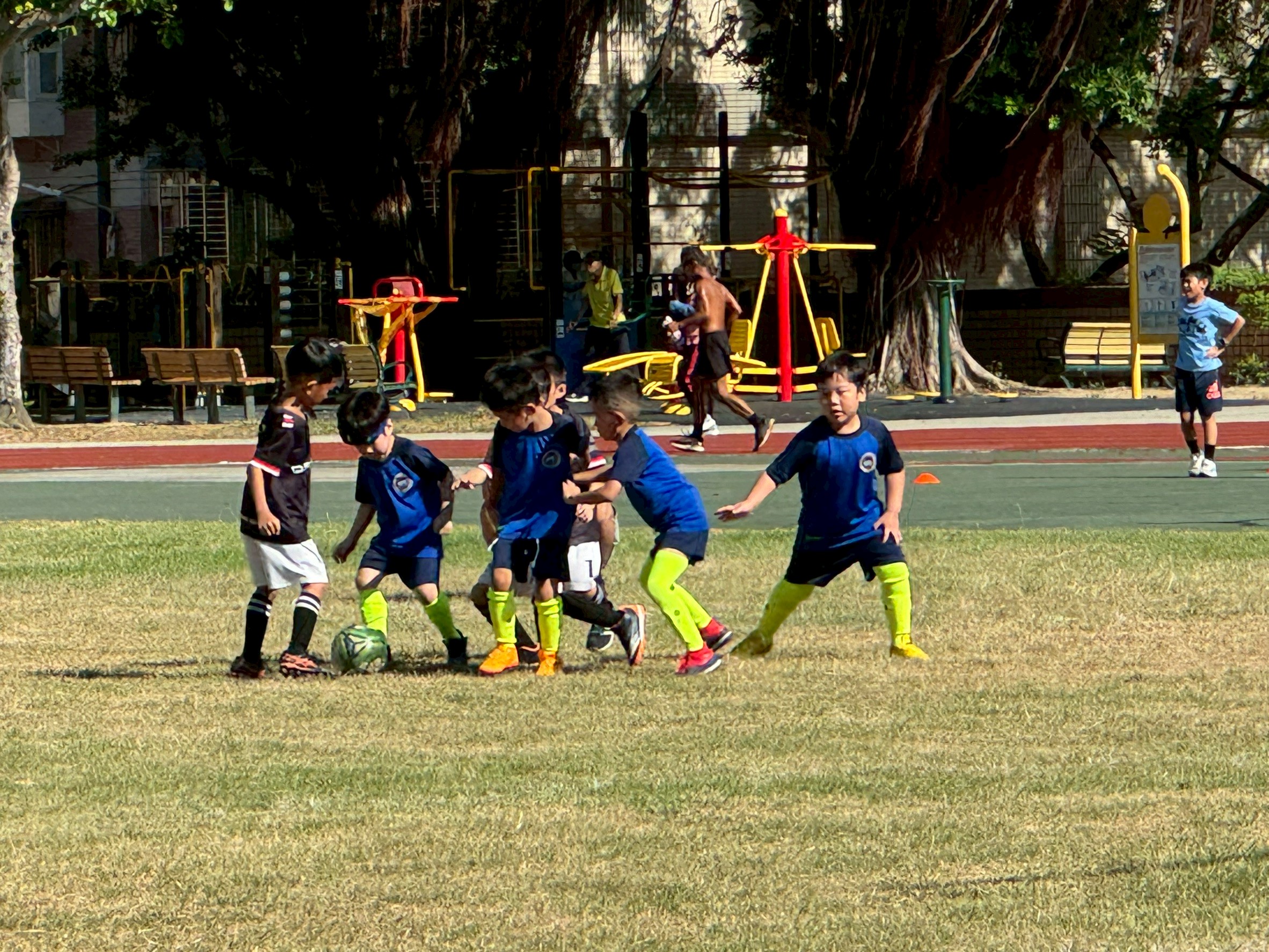 1141018-2025年新北市汐止區理事長盃足球錦標賽