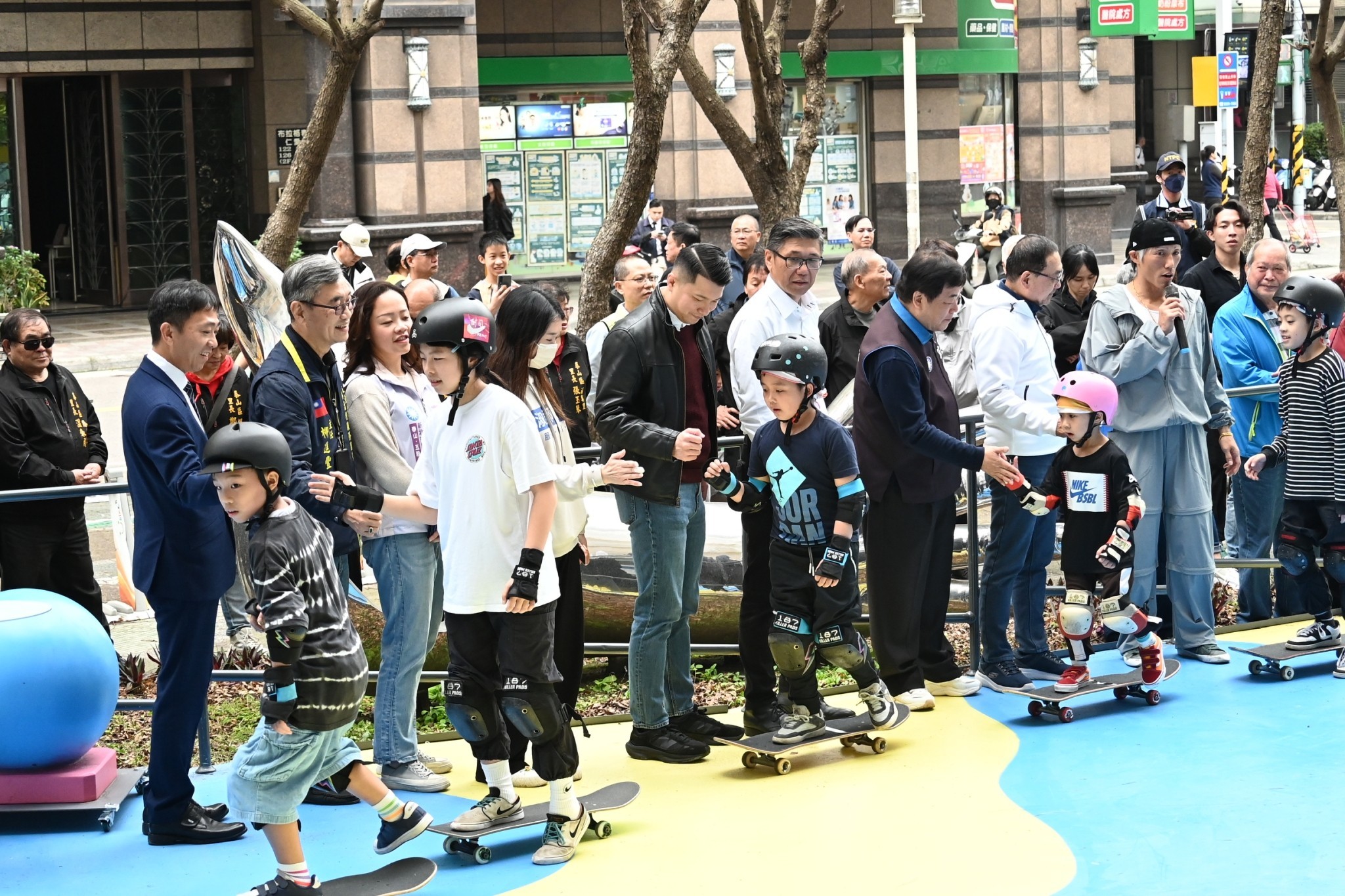2月-新春好康四連動