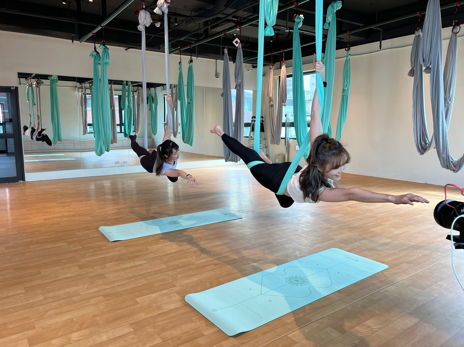 「99國民體育日，新北肌動計畫」Waypoint Fitness中和館推出空中瑜珈2堂799元